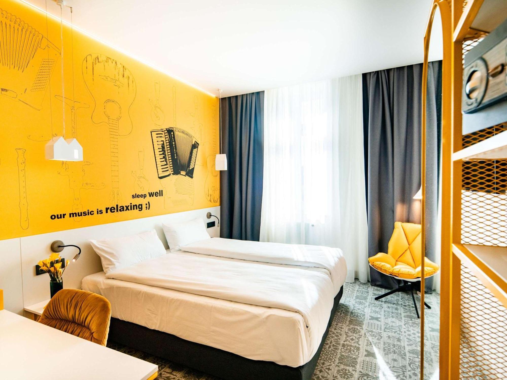 Hotel Ibis Styles Sibiu Arsenal Extérieur photo