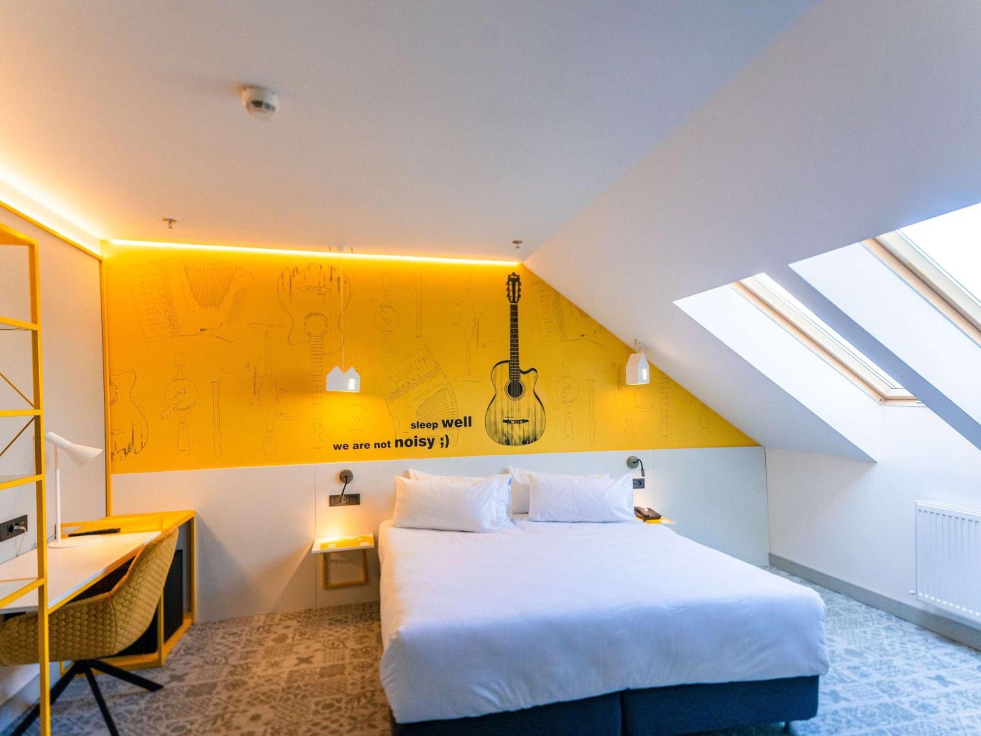 Hotel Ibis Styles Sibiu Arsenal Extérieur photo