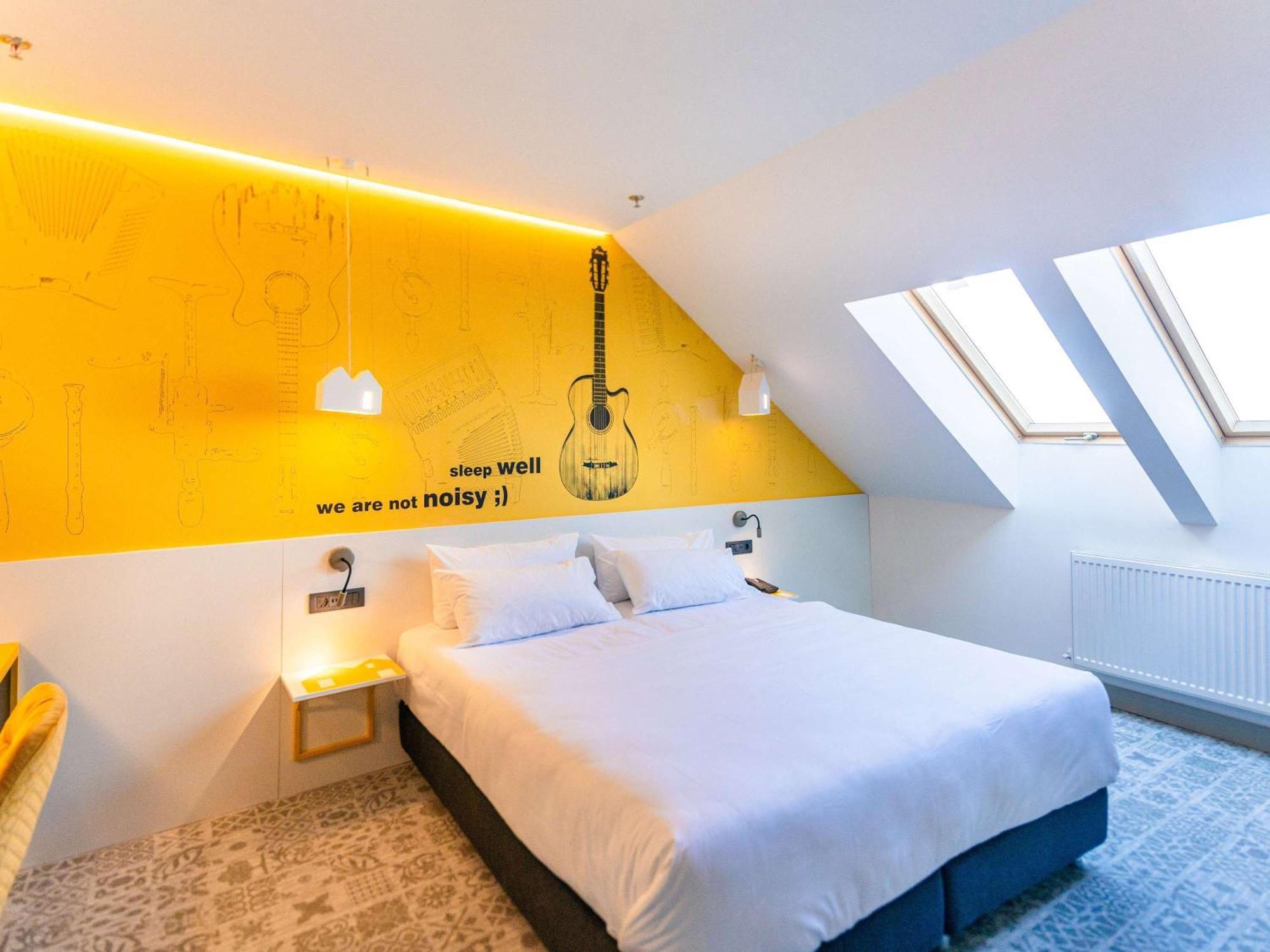 Hotel Ibis Styles Sibiu Arsenal Extérieur photo
