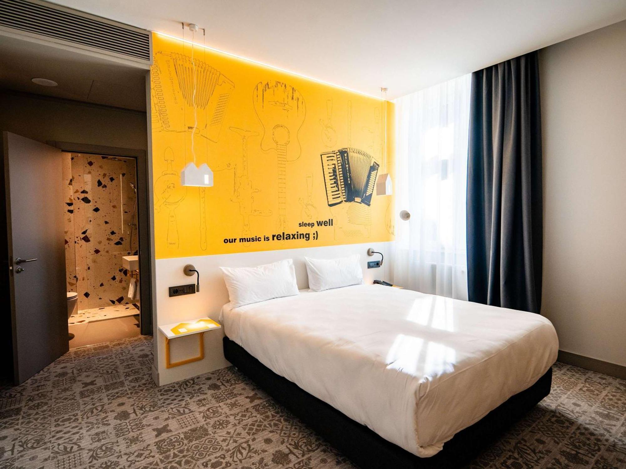 Hotel Ibis Styles Sibiu Arsenal Extérieur photo