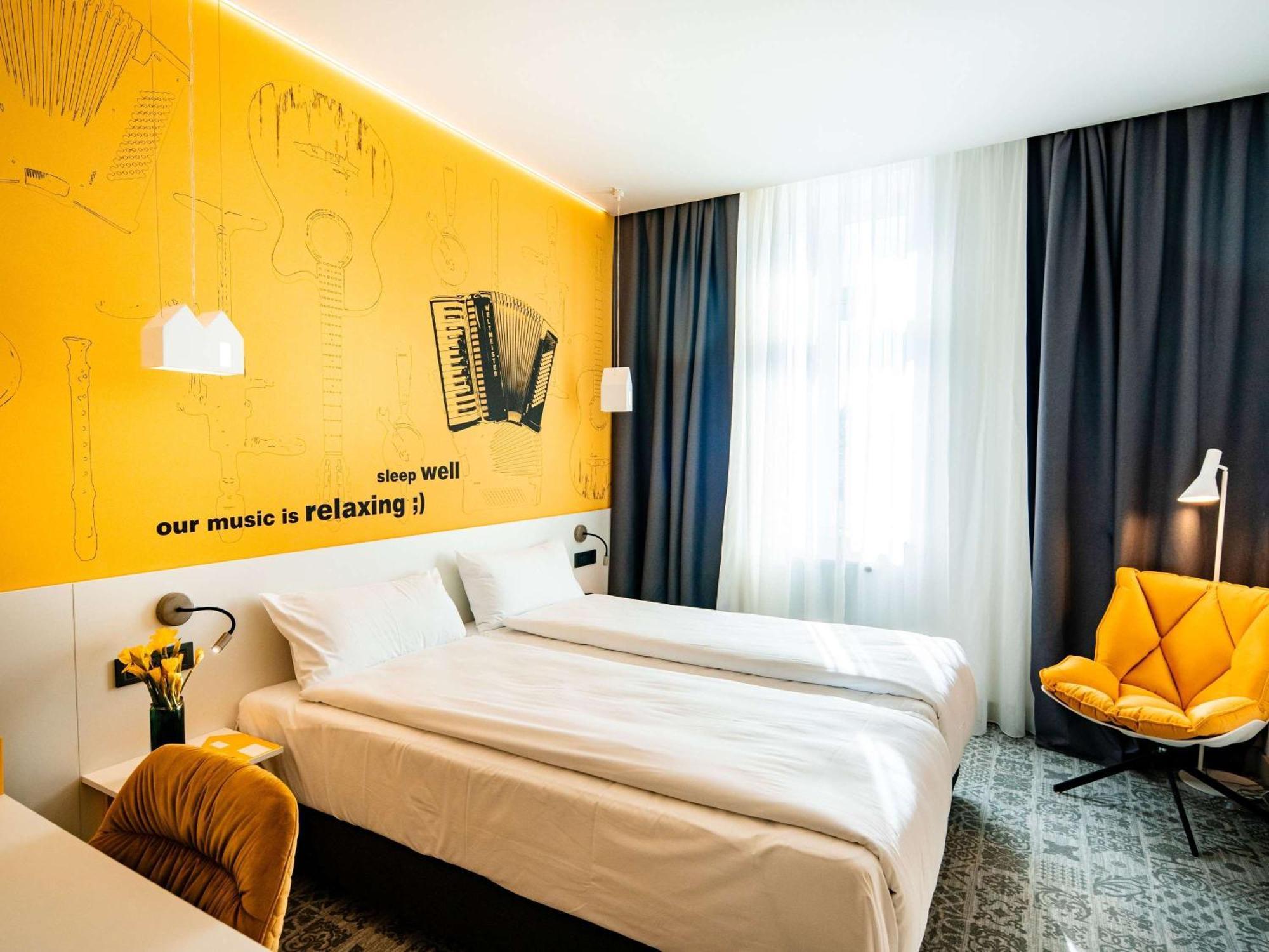 Hotel Ibis Styles Sibiu Arsenal Extérieur photo