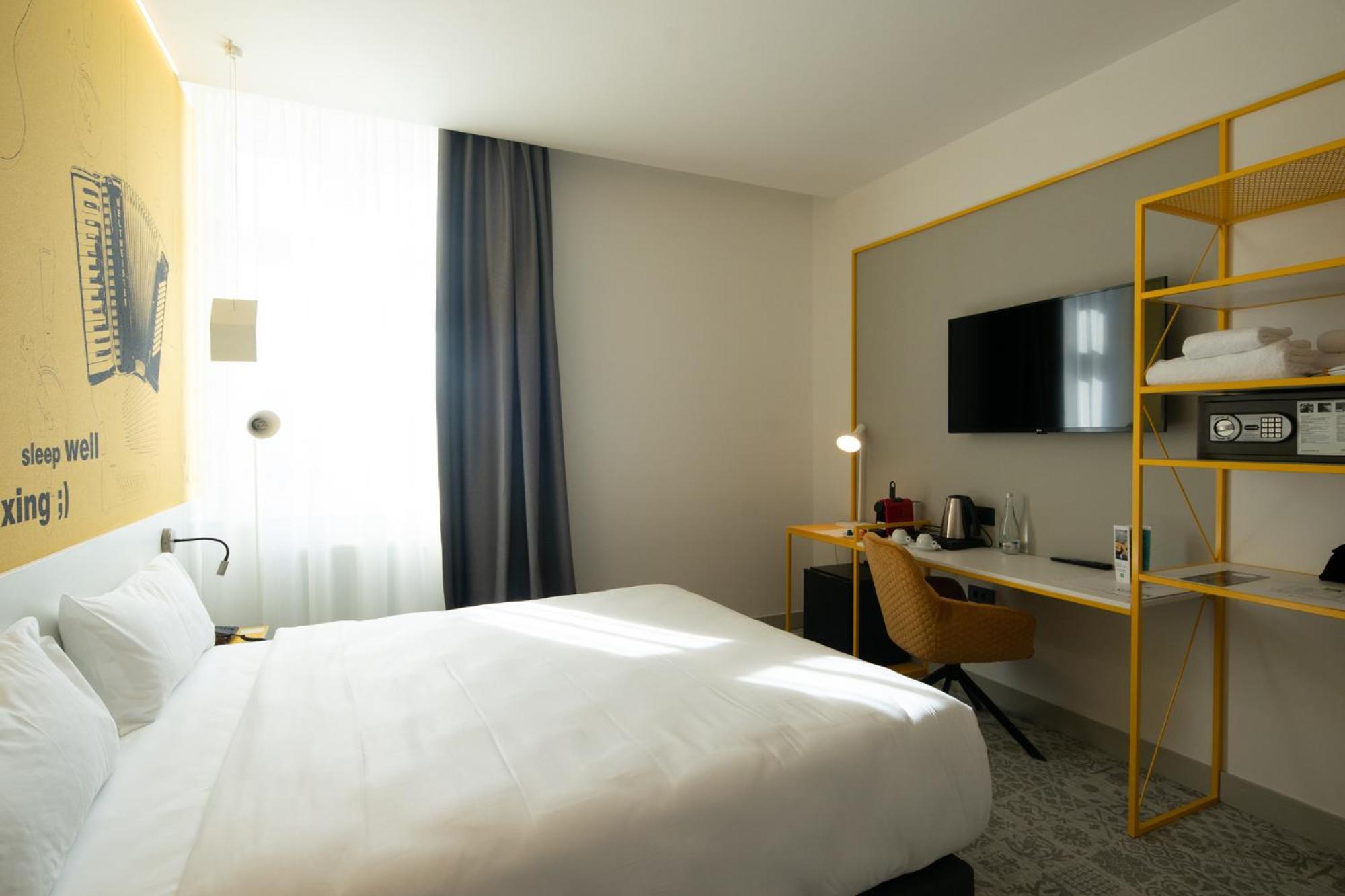 Hotel Ibis Styles Sibiu Arsenal Extérieur photo