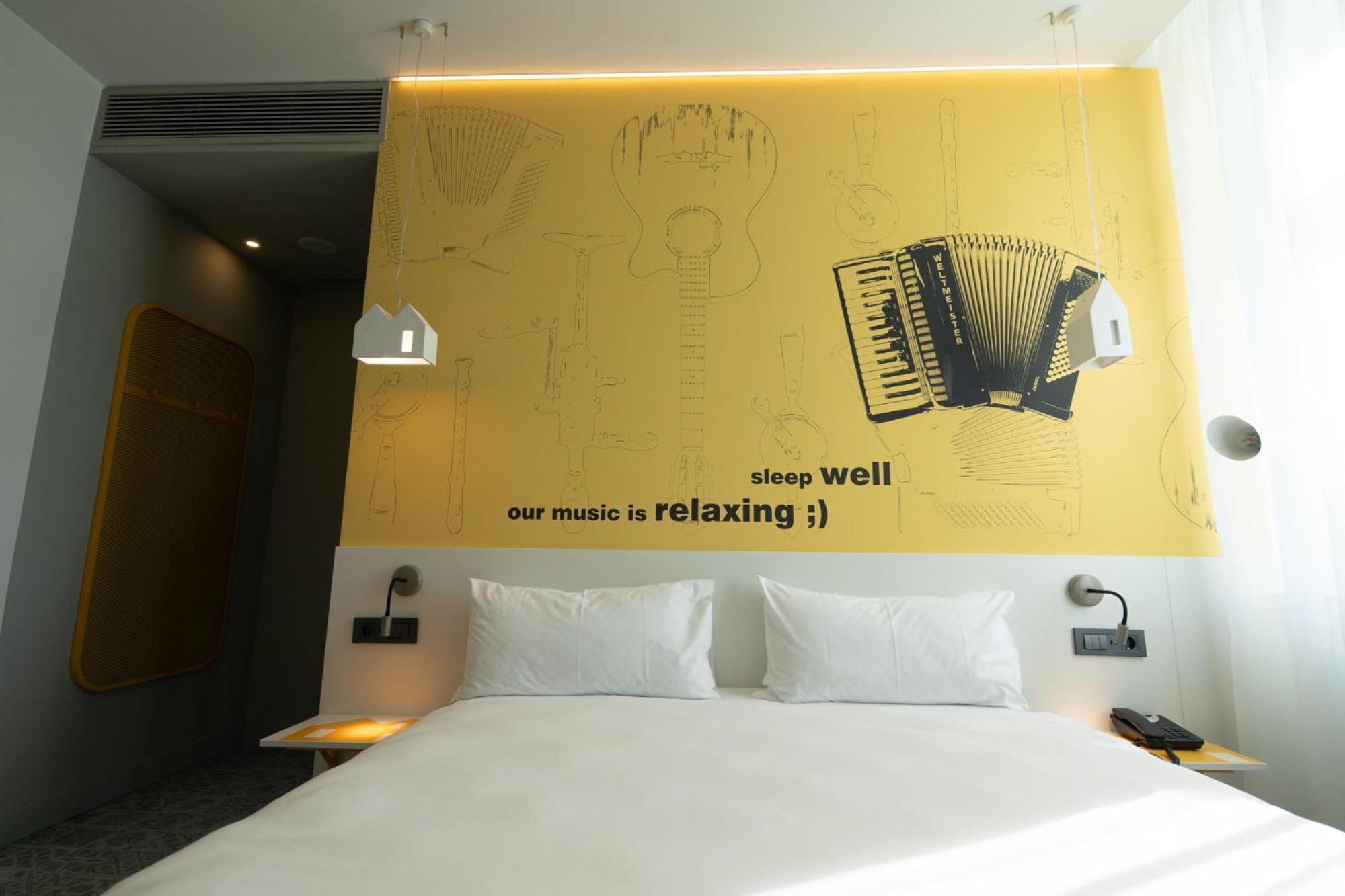 Hotel Ibis Styles Sibiu Arsenal Extérieur photo