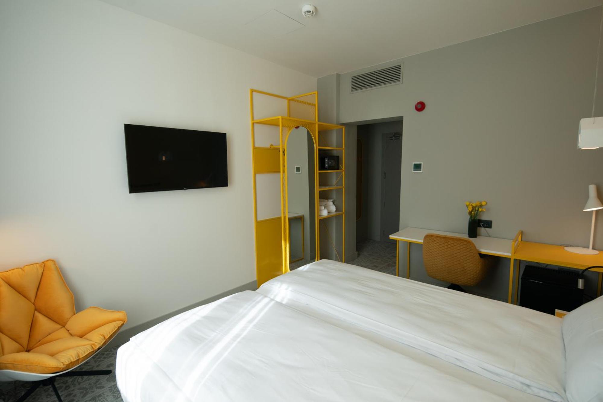 Hotel Ibis Styles Sibiu Arsenal Extérieur photo