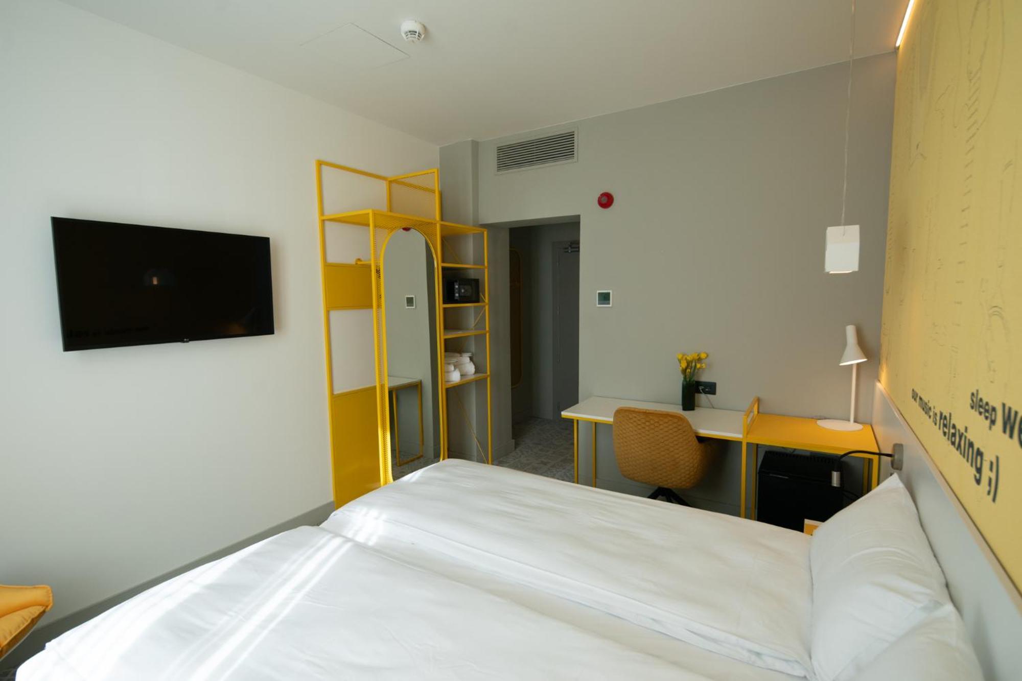 Hotel Ibis Styles Sibiu Arsenal Extérieur photo
