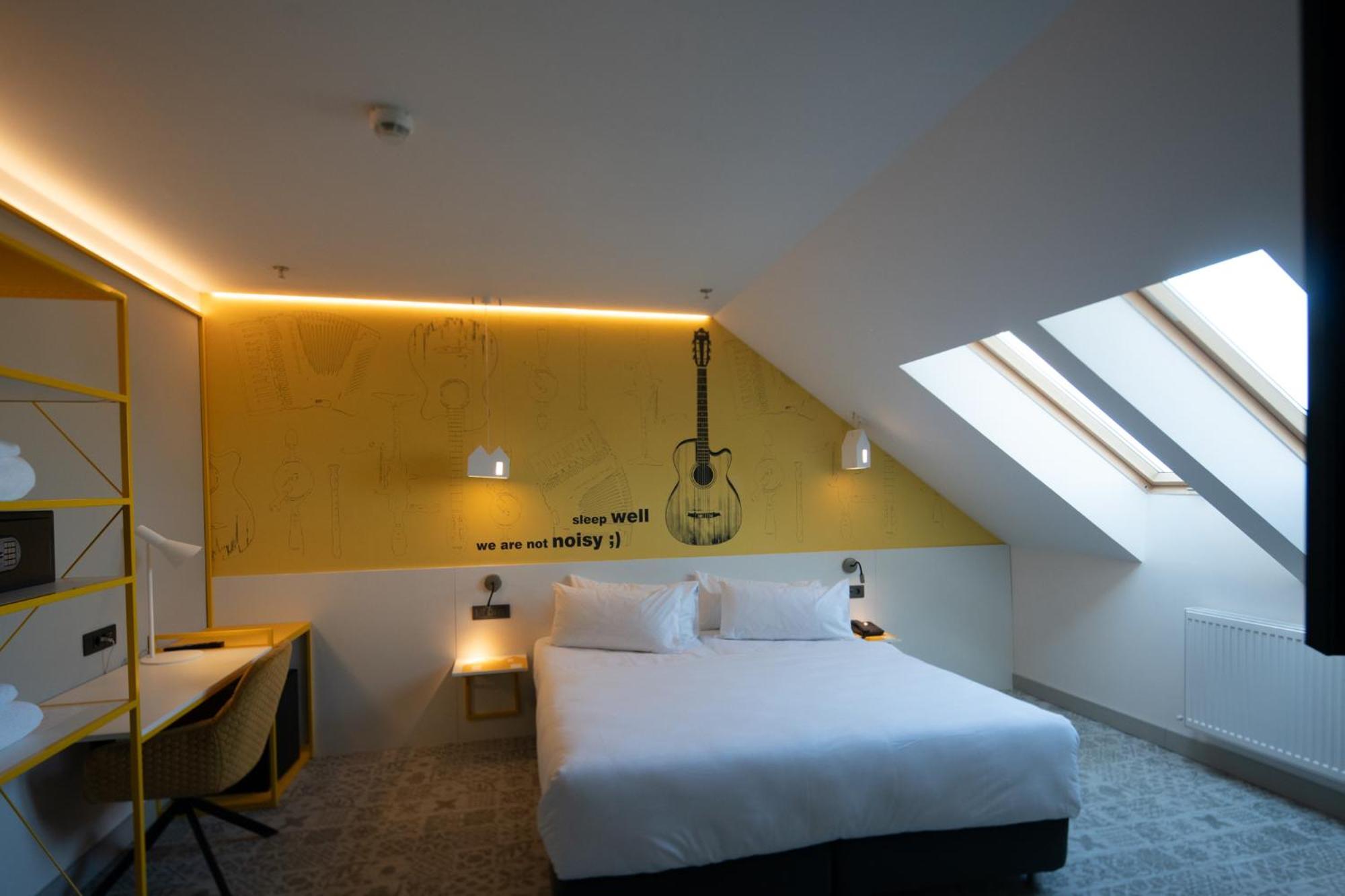 Hotel Ibis Styles Sibiu Arsenal Extérieur photo