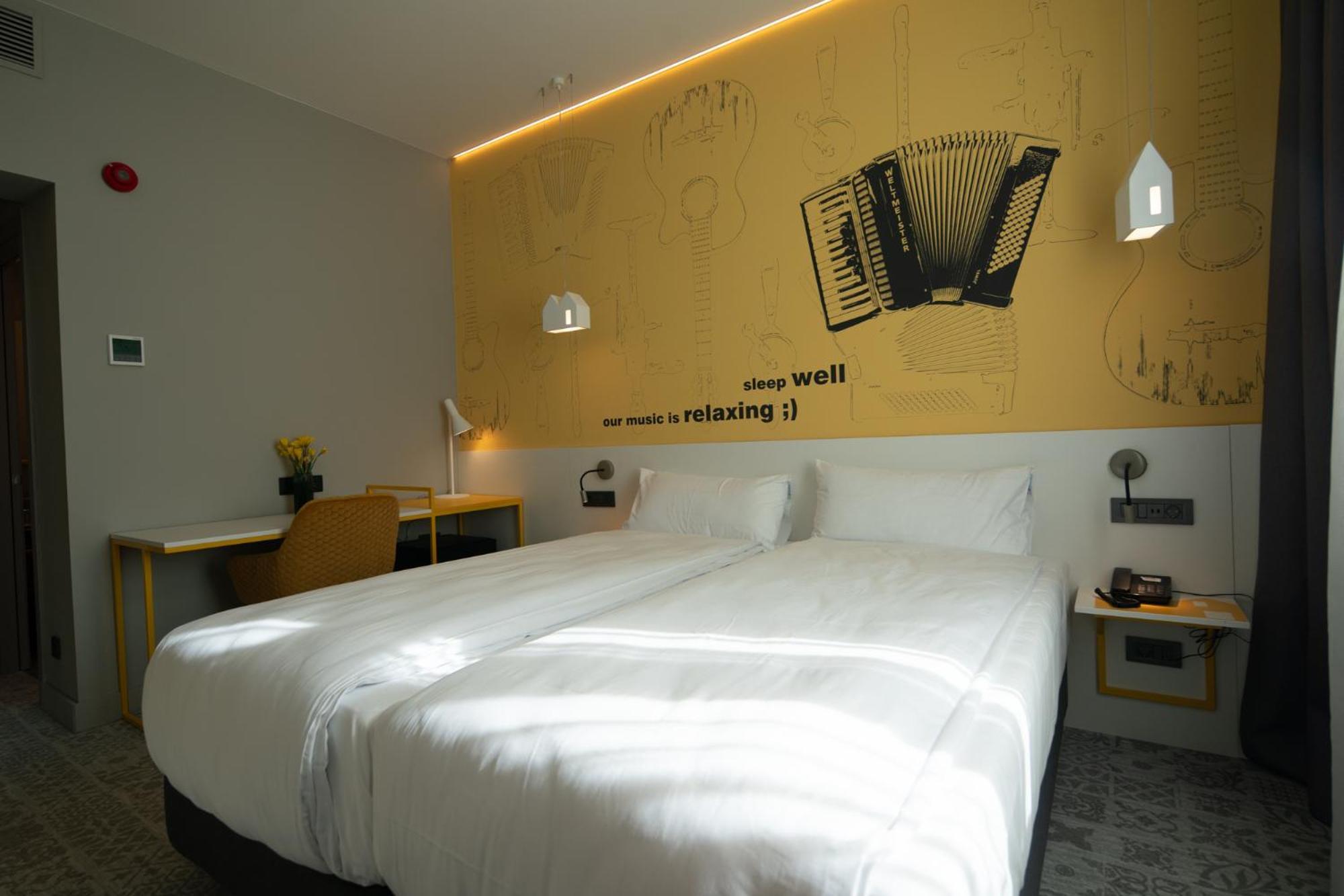 Hotel Ibis Styles Sibiu Arsenal Extérieur photo