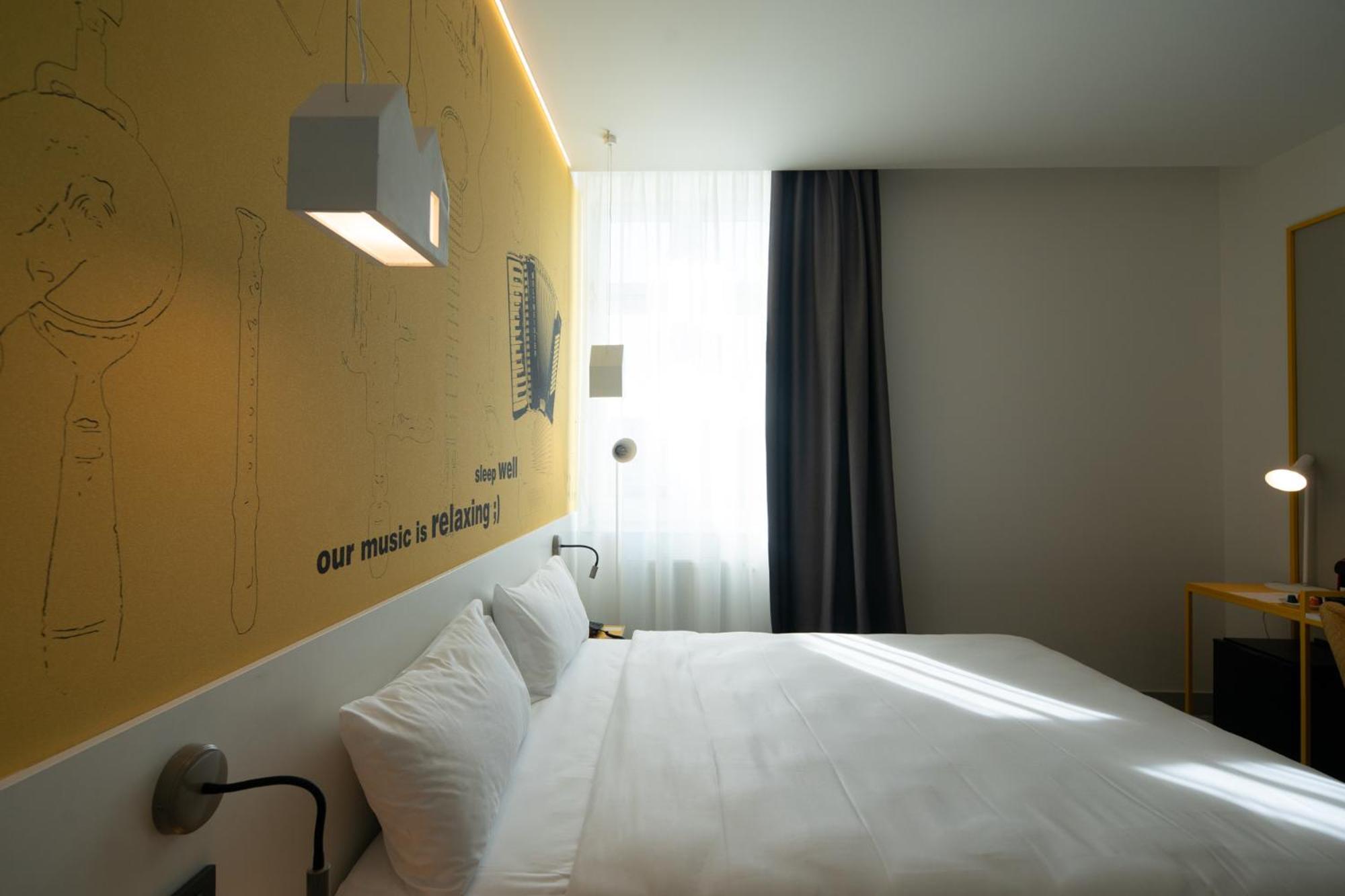 Hotel Ibis Styles Sibiu Arsenal Extérieur photo