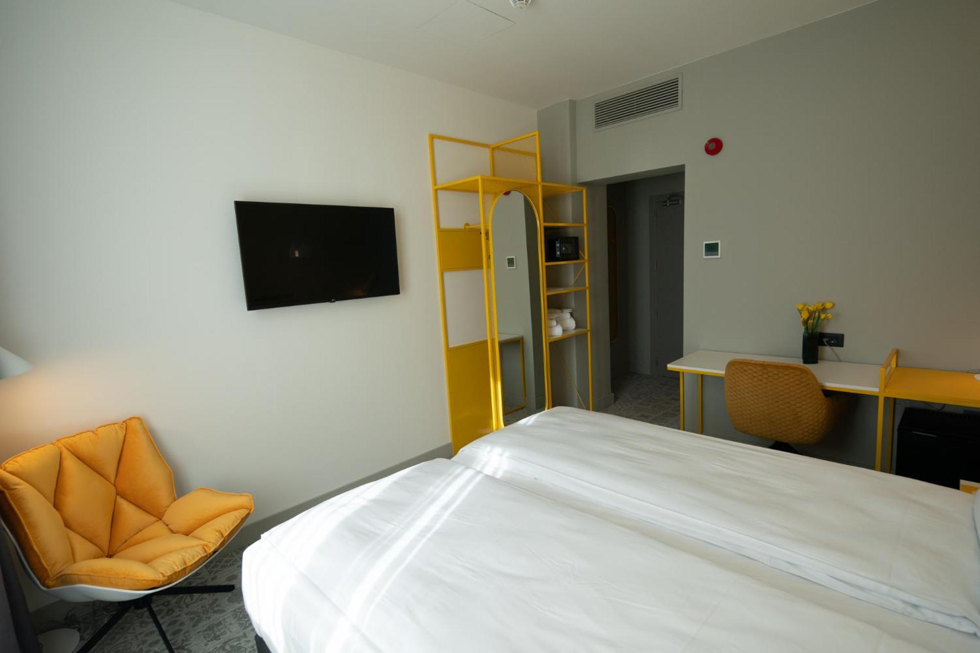 Hotel Ibis Styles Sibiu Arsenal Extérieur photo