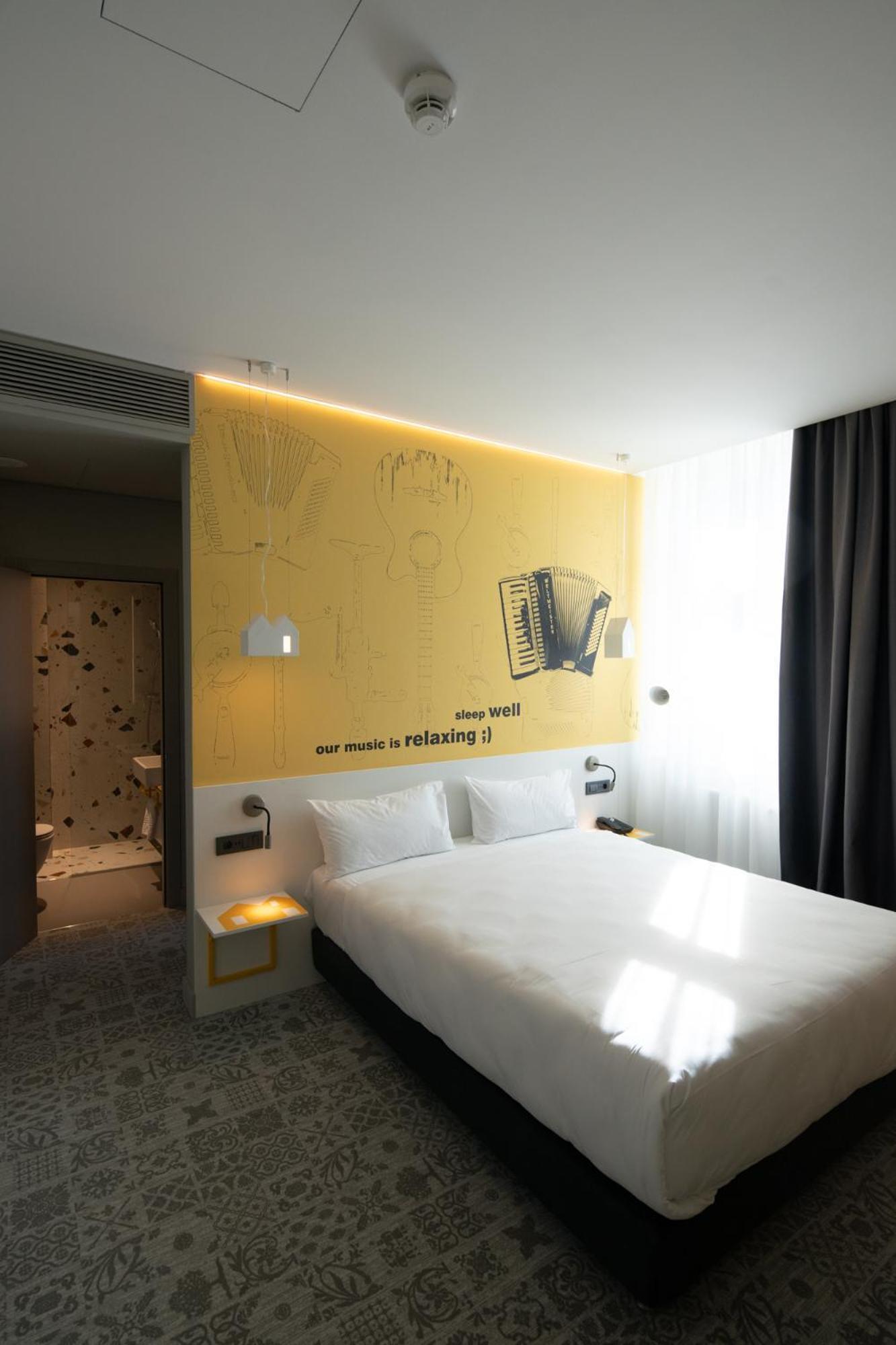 Hotel Ibis Styles Sibiu Arsenal Extérieur photo